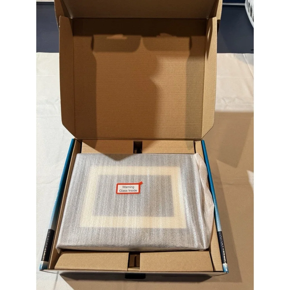 Pandigital 7 Inch Photo Frame Black 512MB New In Open Box